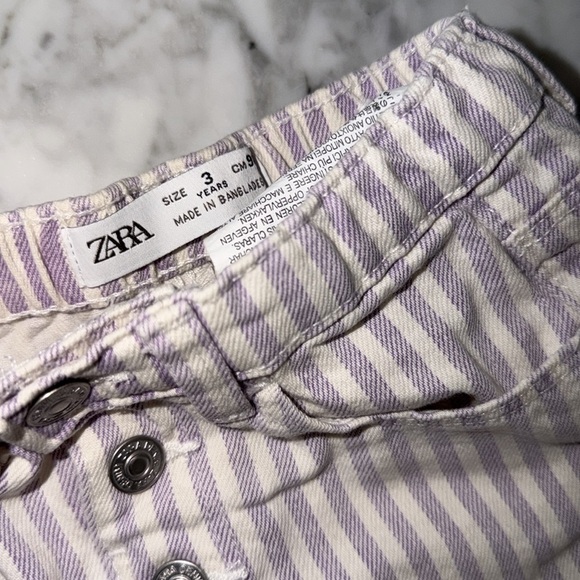 Zara Stylish Denim and Striped Shorts 3Y Bundle of 2 - Picture 5 of 9